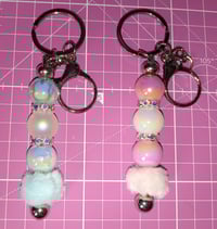 Image 3 of Build a keyring Live 