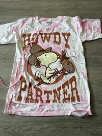 Small snoopy tyedye lace destroyed 
