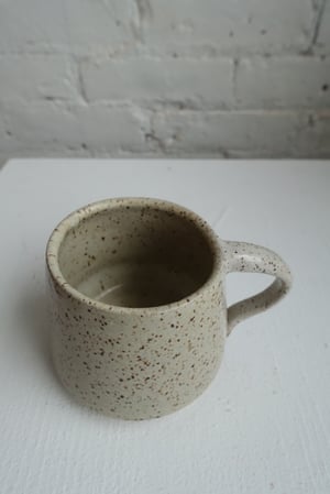 Sam Hewitt	/ Mug 1C	