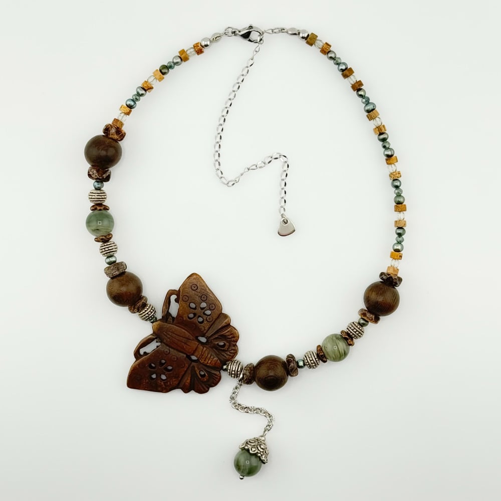 Image of Carved Wings Necklace