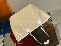 Image 4 of LV Neverfull Raffia