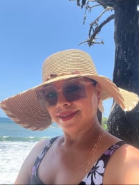 Image 3 of Blush Muse Square Sunglasses – Elegant Collection ✨