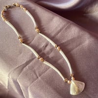 Image 3 of Pink Pearl Choker