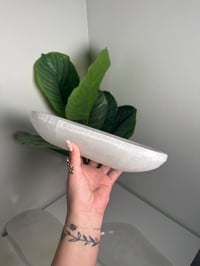 Image 2 of XL MIX SHAPED SATIN SPAR BOWLS