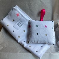 Image 2 of Neon Stars Matchy seconds