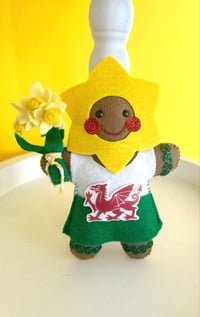 Image 1 of St David's Day Gingerbread Decoration 
