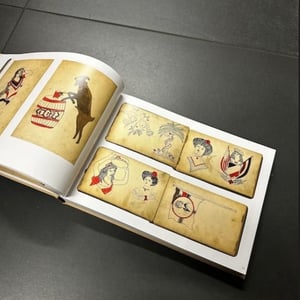 Image of AELTESTE TAETOWIERSTUBE "THE COLLECTION"