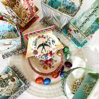 Image 5 of Paper Spring Basket 