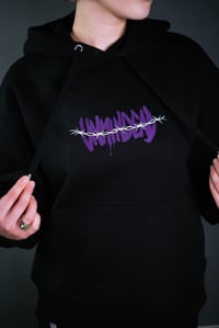 Image 2 of Hoodie „borders“ 