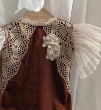 Image 2 of Newborn photo session bodysuit | Clementine | rusty brown