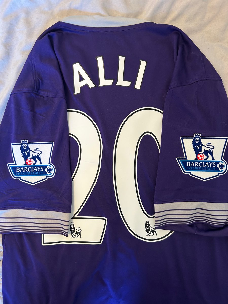 Image of Tottenham Hotspur “ALLI 20” 2015/16 Third Shirt + PL patches (L)