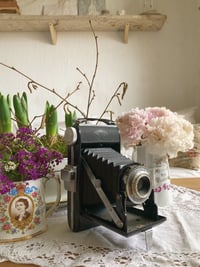 Image 1 of Vintage camera 