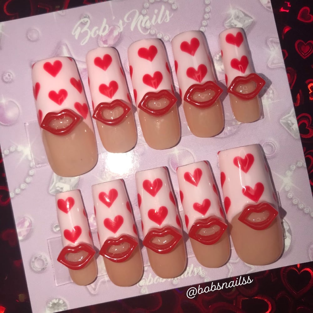 Image of RTS Size M Bobs Nails Sizing Long Square Love Lips
