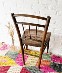Image 4 of Chaise cannelée 