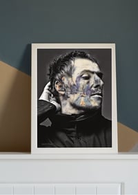Image 2 of Definitely Maybe Liam