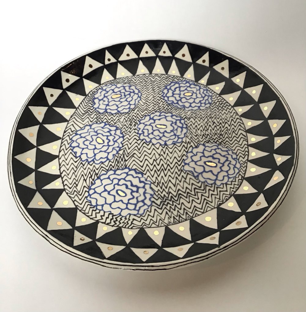Image of Larger plate/platter  No. 2