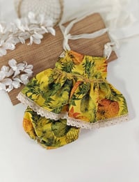 Image 3 of Sitter set for photo shoots | Naya | age 9-12 months 