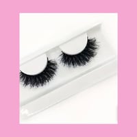 Image 2 of Natural Lashes 