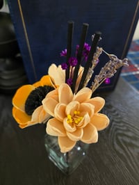 Image 4 of Sunset Poppy and Stars Floral Reed Diffuser