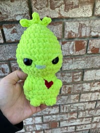 Mini grinch plushie 