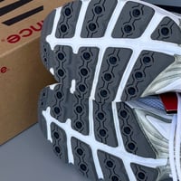 Image 5 of size: us10/11W uk9 eu43/44 cm28