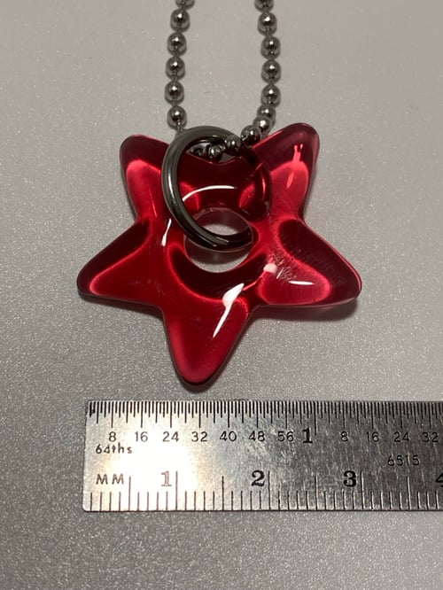 Image of ruby red star