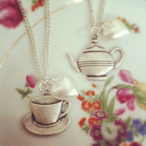 Image of Tea cup & Tea pot
