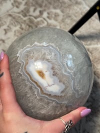 Image 6 of XXL AGATE X QUARTZ EGG -MADAGASCAR-