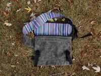 Image 2 of Messenger bag - grid olive