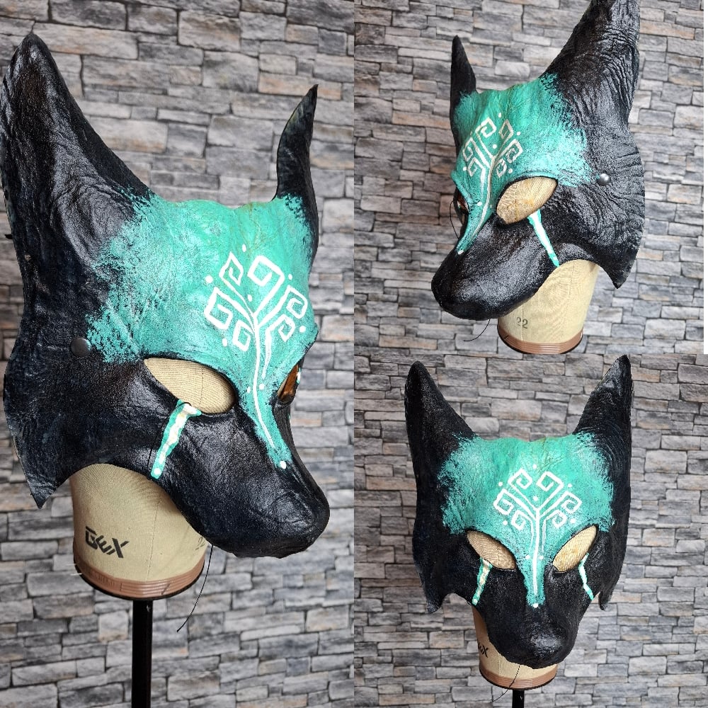 Image of Kleiner Schutzgott Wolf