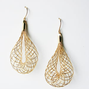 Image of Net Dangle - Silver or Gold