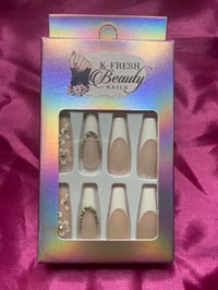 Nails-Long (French/Flowers)