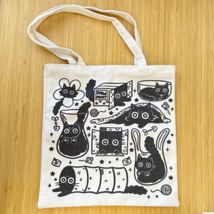 HIDDEN VOID TOTE BAG