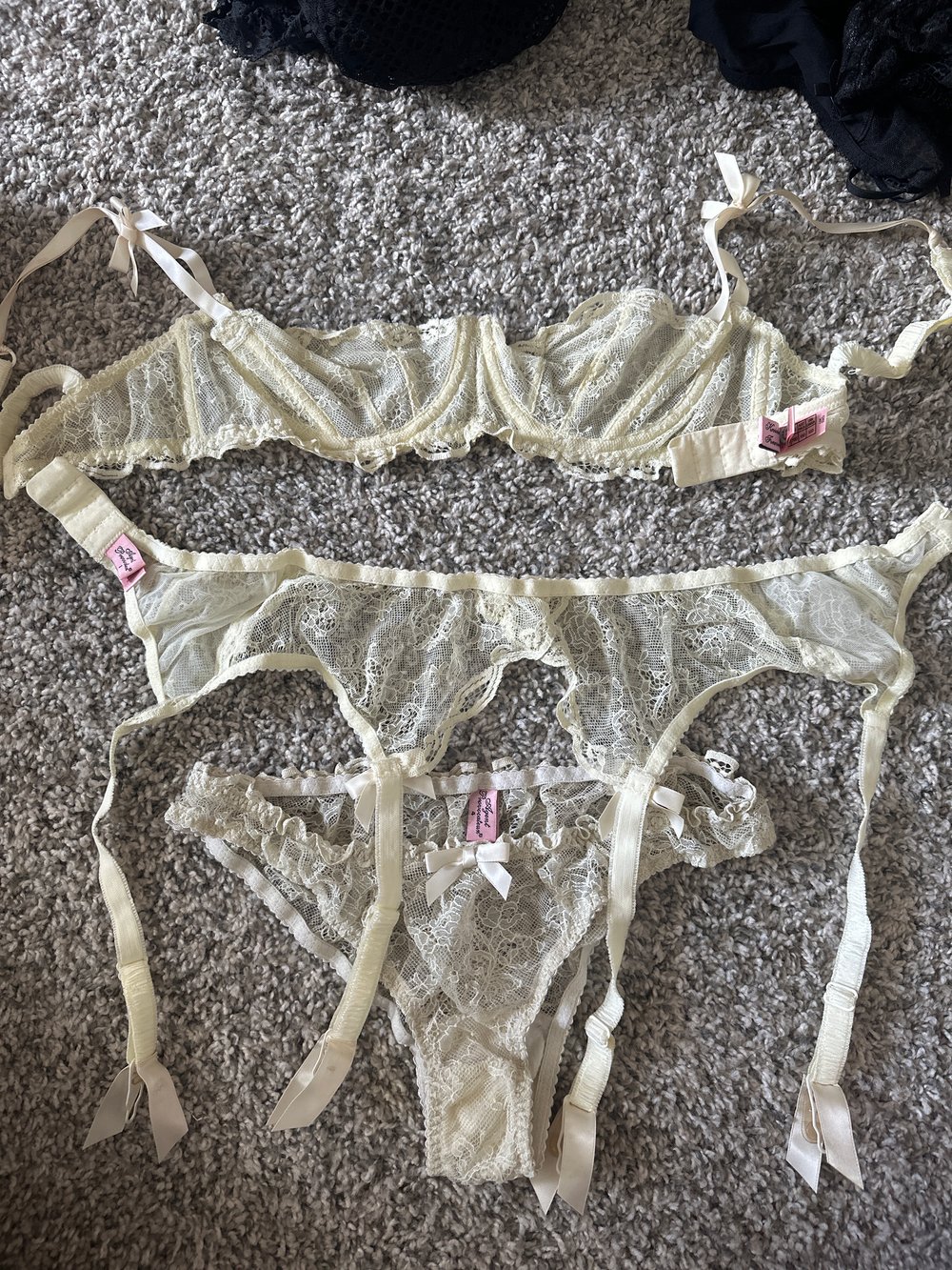 Agent provocateur cream set 