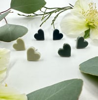 Image 2 of Náušnice Srdíčka 1cm  Pastel 2 