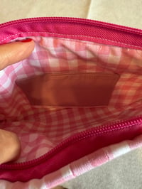 Image 3 of Quilted pink zipper pouch