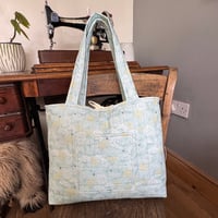 Image 3 of wildflower & bee quilted & lined summer tote