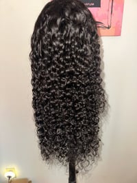 Image 1 of 22 inch water wave wig