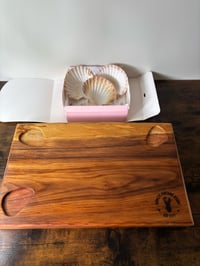Image 5 of Scallop shell cheese board 
