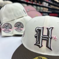 Image 1 of New Era 59Fifty Chrome - Walnut- Pinky