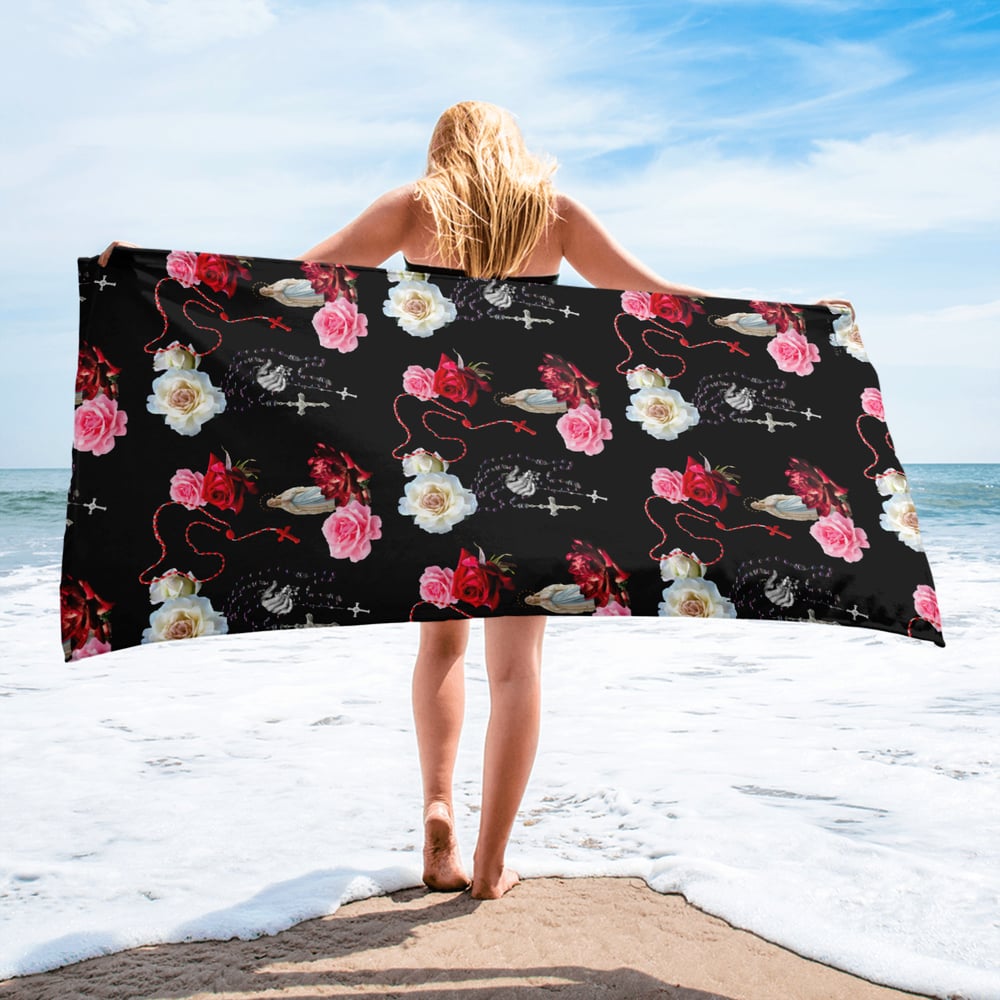 Occult Beach: Roses and Rosaries Towel