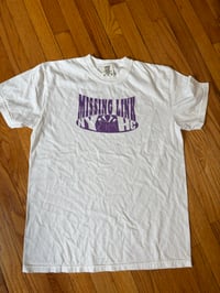 White tee 
