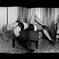 Image 24 of GRAPHIK EROTIK #8 - PIN-UP CHEESECAKE MODELS