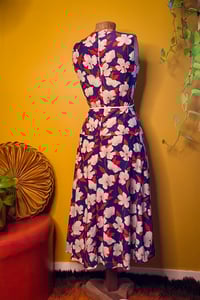 Image 2 of Vintage Midi dress (red and blue floral)  XS-M