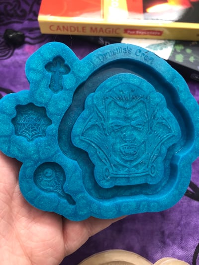 Image of Vampire Shaker Silicone Mold