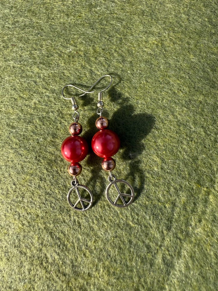 Image of ❤️☮️✨ Red and gold peace sign earrings❤️✨☮️
