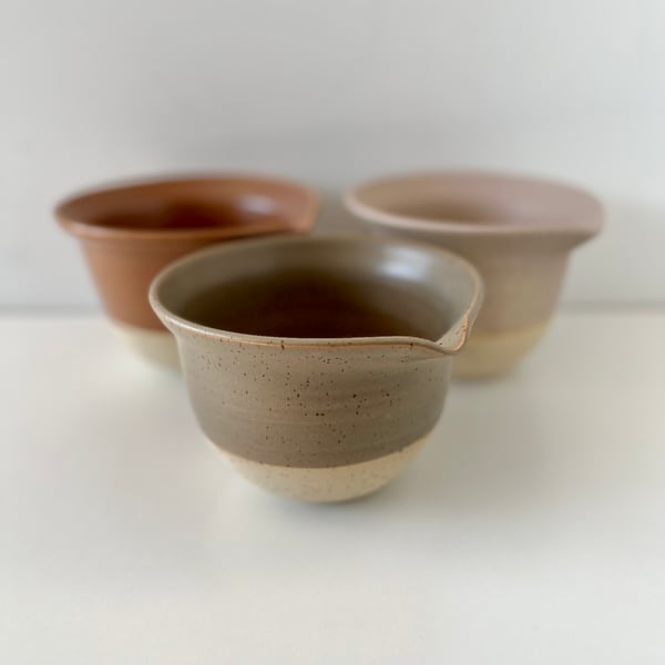 Image of Pouring Bowl with spout