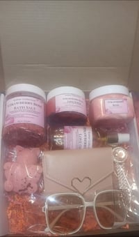 Image 1 of 🌹 Strawberry Rose Valentine’s Luxe Set – Limited Edition 💝