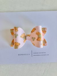 Image 2 of pink teddy bow 