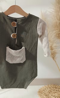 Image 2 of Bodysuit for boys | Rob | 9-12 months | khaki | sitter